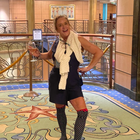 Meet your Posher, Mari - Picture 3 of 16